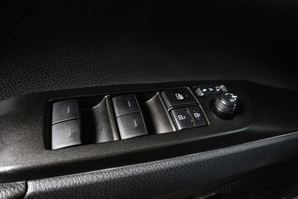 Toyota Camry VIII (XV70) Рестайлинг Сургут  - изображение 8