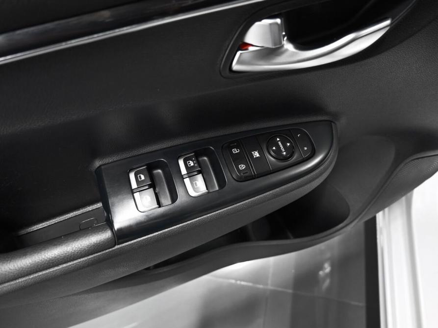 Kia Rio IV Тверь  - изображение 19