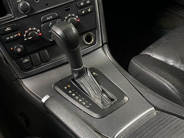 Volvo S60 I Рестайлинг с пробегом 2008 года, цена 400 000 рублей, 236661 км, седан, Автокод Объявления