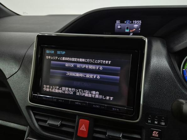 Toyota Noah III (R80) с пробегом 2014 года, цена 1 850 000 рублей, 262415 км, минивэн, Автокод Объявления