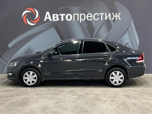 Volkswagen Polo V Рестайлинг с пробегом 2016 года, цена 985 000 рублей, 119105 км, седан, Автокод Объявления