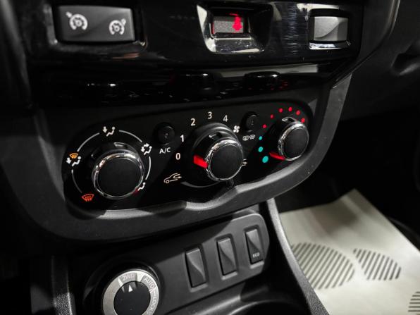 Renault Duster I Рестайлинг с пробегом 2017 года, цена 1 080 000 рублей, 189442 км, внедорожник, Автокод Объявления