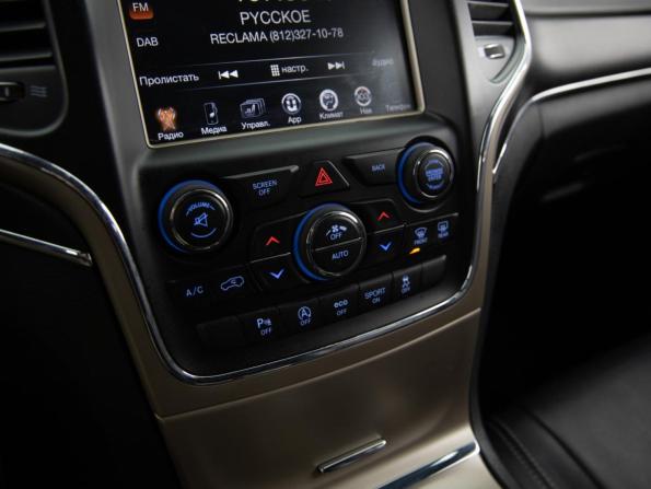 Jeep Grand Cherokee IV (WK2) Рестайлинг с пробегом 2016 года, цена 2 999 000 рублей, 181480 км, внедорожник, Автокод Объявления