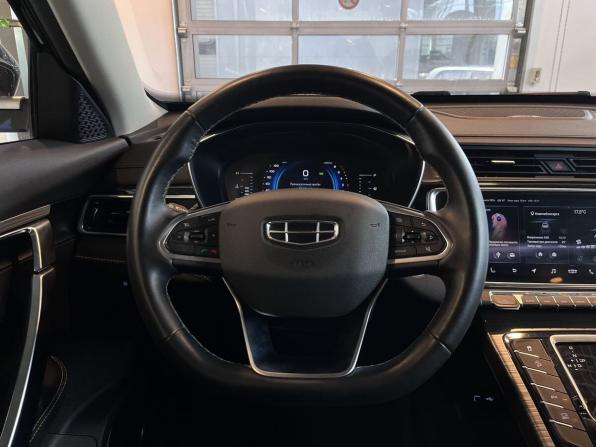 Geely Atlas Pro с пробегом 2023 года, цена 1 920 000 рублей, 82398 км, внедорожник, Автокод Объявления