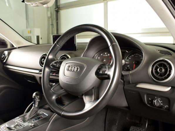 Audi A3 III (8V) с пробегом 2015 года, цена 1 285 997 рублей, 64105 км, хэтчбек, Автокод Объявления