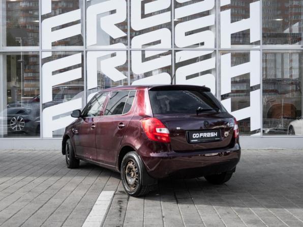 Skoda Fabia II Рестайлинг с пробегом 2010 года, цена 420 000 рублей, 275637 км, хэтчбек, Автокод Объявления