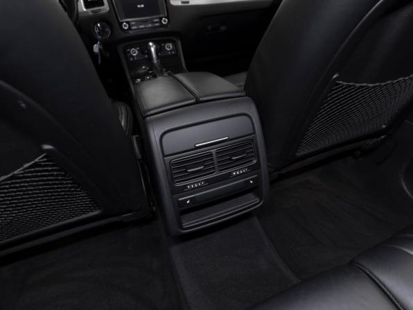 Volkswagen Touareg II Рестайлинг с пробегом 2016 года, цена 3 070 000 рублей, 177111 км, внедорожник, Автокод Объявления