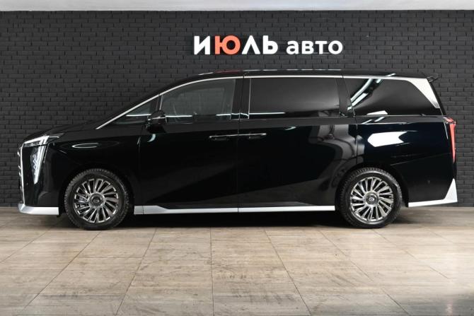 GAC M8 с пробегом 2024 года, цена 5 100 000 рублей, 21088 км, минивэн, Автокод Объявления