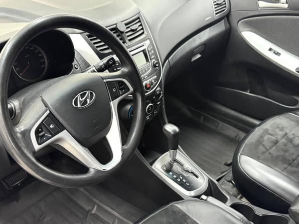 Hyundai Solaris I с пробегом 2011 года, цена 849 900 рублей, 141000 км, хэтчбек, Автокод Объявления