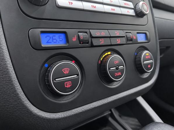 Volkswagen Jetta V с пробегом 2008 года, цена 649 000 рублей, 309962 км, седан, Автокод Объявления
