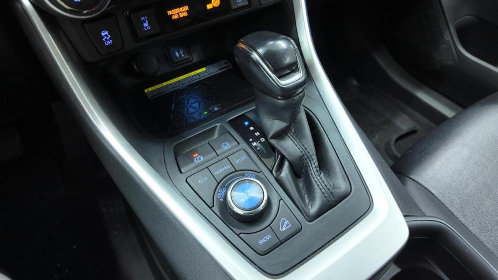 Toyota RAV4 V (XA50) Благовещенск  - изображение 24