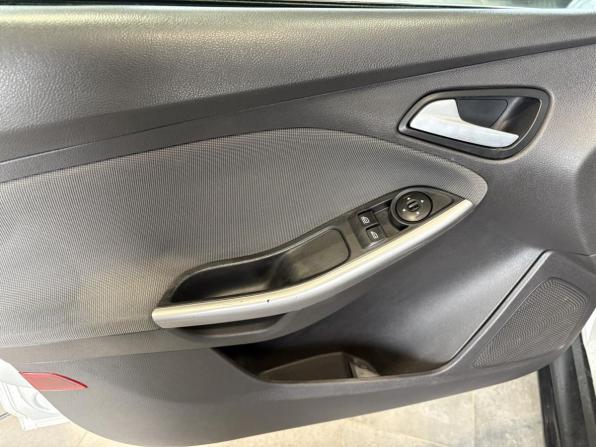Ford Focus III с пробегом 2014 года, цена 636 000 рублей, 226371 км, седан, Автокод Объявления