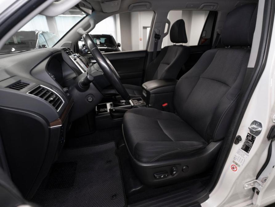 Toyota Land Cruiser Prado 150 Series Рестайлинг 2 Москва  - изображение 9