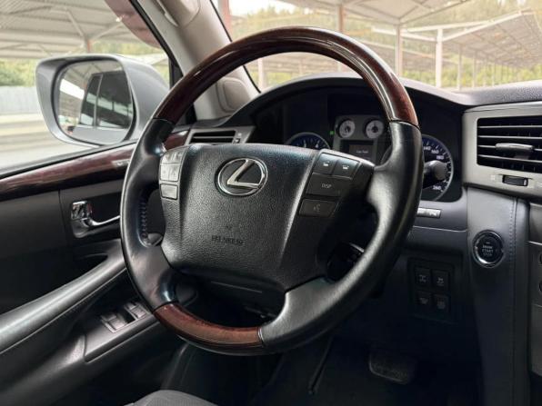 Lexus LX III с пробегом 2008 года, цена 2 599 000 рублей, 198000 км, внедорожник, Автокод Объявления