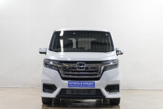 Honda Stepwgn V Рестайлинг с пробегом 2021 года, цена 2 629 000 рублей, 63400 км, минивэн, Автокод Объявления
