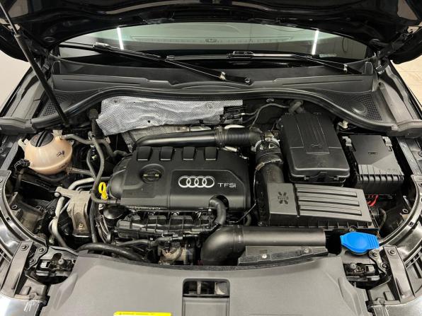 Audi Q3 I (8U) с пробегом 2013 года, цена 1 425 000 рублей, 165198 км, внедорожник, Автокод Объявления
