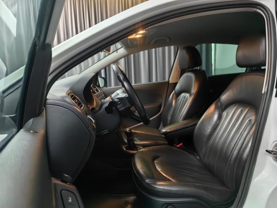 Volkswagen Polo V Рестайлинг Москва  - изображение 9
