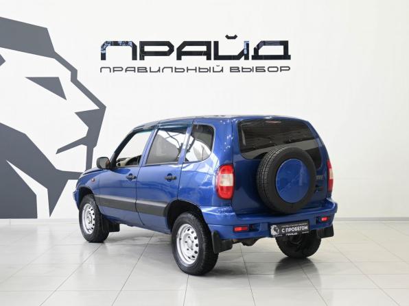 Chevrolet Niva I с пробегом 2006 года, цена 369 900 рублей, 226000 км, внедорожник, Автокод Объявления