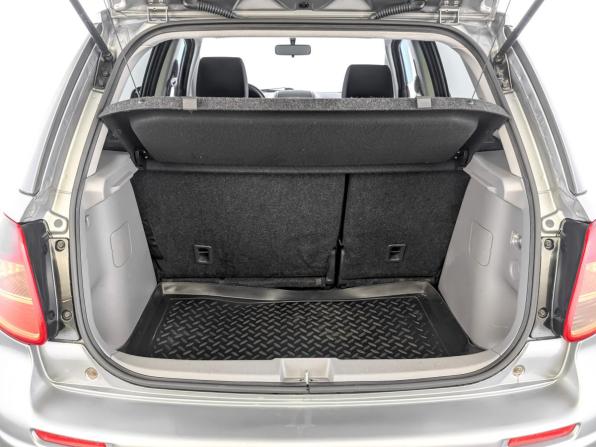 Suzuki SX4 I (Classic) Рестайлинг с пробегом 2013 года, цена 810 000 рублей, 205822 км, хэтчбек, Автокод Объявления