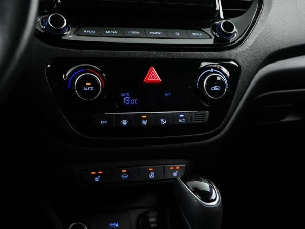 Hyundai Solaris II Рестайлинг с пробегом 2021 года, цена 1 694 444 рубля, 51803 км, седан, Автокод Объявления
