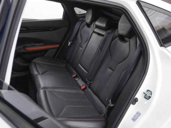 Changan UNI-V I с пробегом 2023 года, цена 2 277 077 рублей, 50501 км, лифтбек, Автокод Объявления