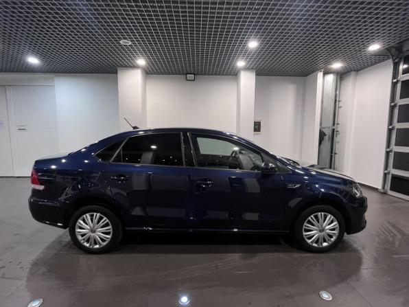 Volkswagen Polo V Рестайлинг с пробегом 2017 года, цена 1 263 000 рублей, 130703 км, седан, Автокод Объявления