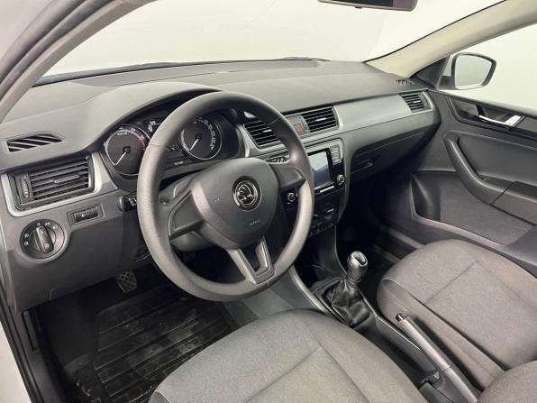 Skoda Rapid I Рестайлинг с пробегом 2019 года, цена 1 339 000 рублей, 117692 км, лифтбек, Автокод Объявления
