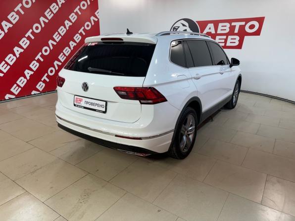 Volkswagen Tiguan II (China Market) с пробегом 2020 года, цена 2 780 000 рублей, 182045 км, внедорожник, Автокод Объявления