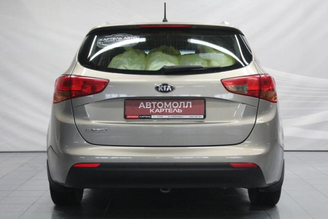 Kia Ceed II с пробегом 2015 года, цена 1 069 000 рублей, 142195 км, универсал, Автокод Объявления