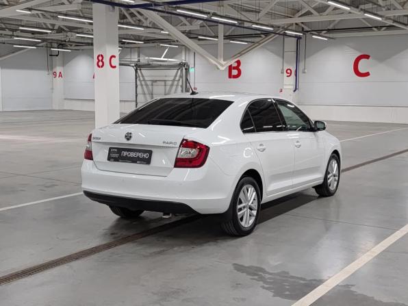 Skoda Rapid I Рестайлинг с пробегом 2017 года, цена 1 265 000 рублей, 83560 км, лифтбек, Автокод Объявления