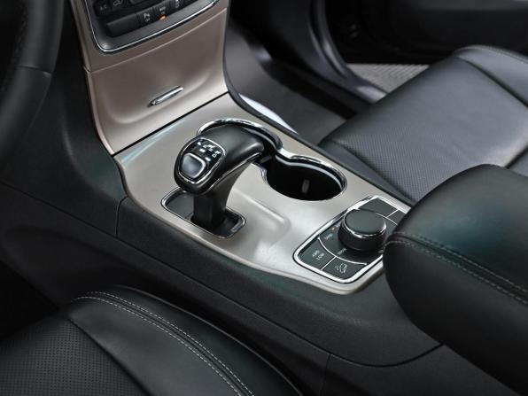 Jeep Grand Cherokee IV (WK2) Рестайлинг с пробегом 2015 года, цена 2 349 000 рублей, 228000 км, внедорожник, Автокод Объявления