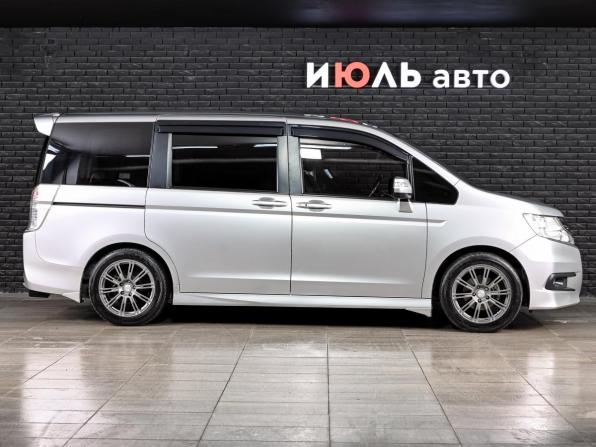 Honda Stepwgn IV с пробегом 2010 года, цена 1 400 000 рублей, 147742 км, минивэн, Автокод Объявления