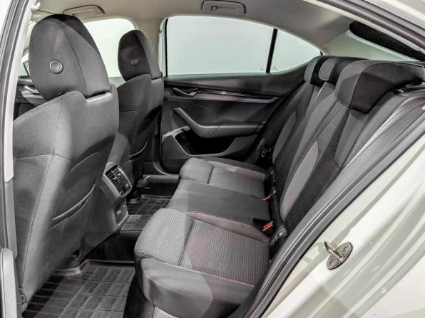 Skoda Octavia IV (A8) с пробегом 2020 года, цена 2 095 000 рублей, 102374 км, лифтбек, Автокод Объявления