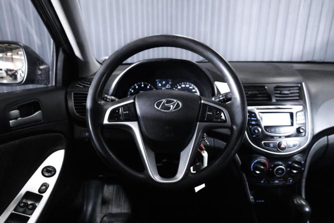 Hyundai Solaris I с пробегом 2012 года, цена 790 000 рублей, 164002 км, хэтчбек, Автокод Объявления