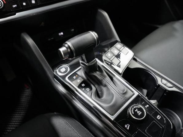 Kia Sportage V с пробегом 2023 года, цена 3 170 000 рублей, 71000 км, внедорожник, Автокод Объявления