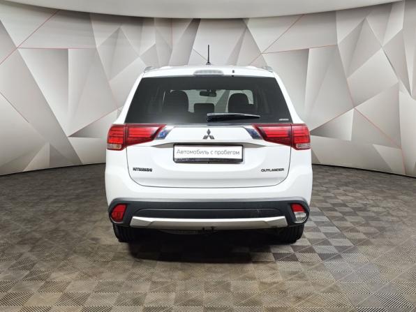 Mitsubishi Outlander III Рестайлинг 2 с пробегом 2015 года, цена 1 488 000 рублей, 196688 км, внедорожник, Автокод Объявления