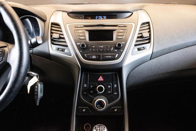 Hyundai Elantra V (MD) с пробегом 2014 года, цена 1 080 000 рублей, 188593 км, седан, Автокод Объявления
