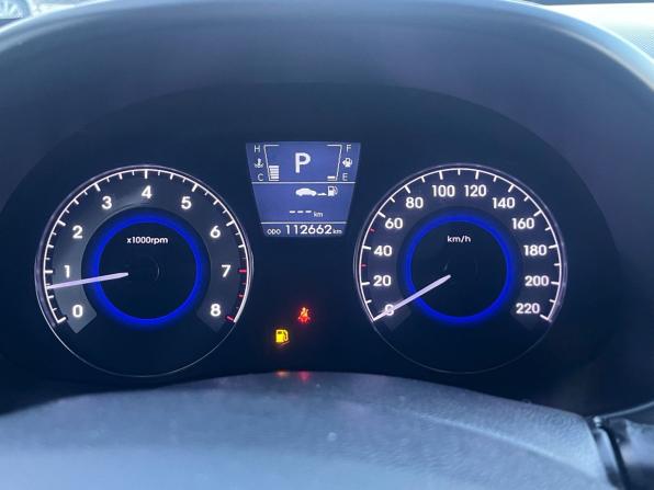 Hyundai Solaris I с пробегом 2013 года, цена 820 000 рублей, 112662 км, хэтчбек, Автокод Объявления