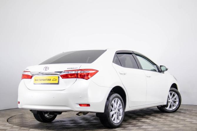 Toyota Corolla XI (E160 E170 E180) с пробегом 2015 года, цена 1 539 000 рублей, 84236 км, седан, Автокод Объявления