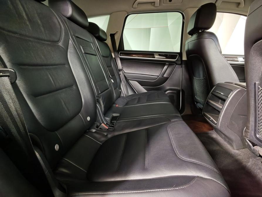 Volkswagen Touareg II Рестайлинг Москва  - изображение 15