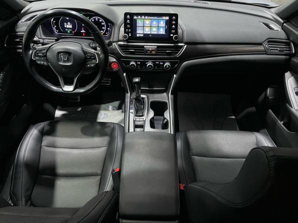 Honda Accord X Рестайлинг с пробегом 2022 года, цена 2 770 000 рублей, 65950 км, седан, Автокод Объявления