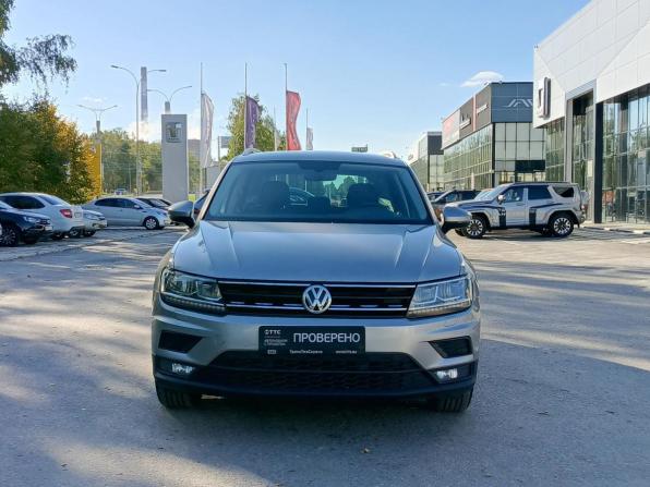 Volkswagen Tiguan II с пробегом 2018 года, цена 2 453 000 рублей, 126169 км, внедорожник, Автокод Объявления