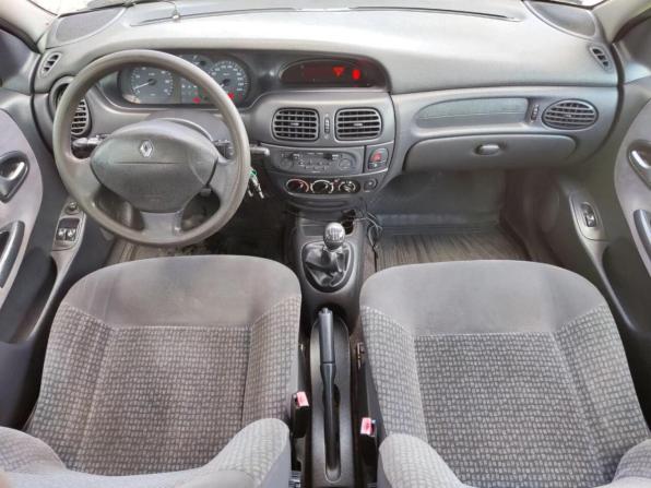 Renault Megane I Рестайлинг с пробегом 2003 года, цена 266 060 рублей, 157521 км, седан, Автокод Объявления