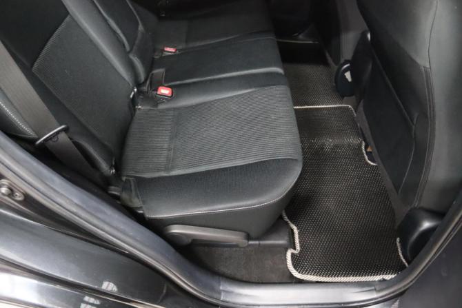 Toyota RAV4 IV (XA40) с пробегом 2013 года, цена 1 795 950 рублей, 234963 км, внедорожник, Автокод Объявления