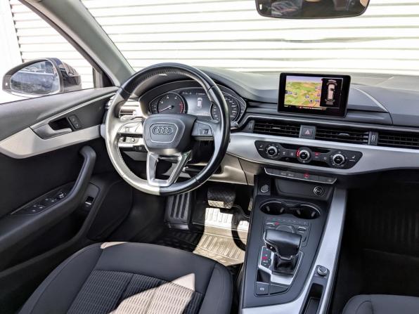 Audi A4 V (B9) с пробегом 2018 года, цена 1 650 000 рублей, 298346 км, универсал, Автокод Объявления