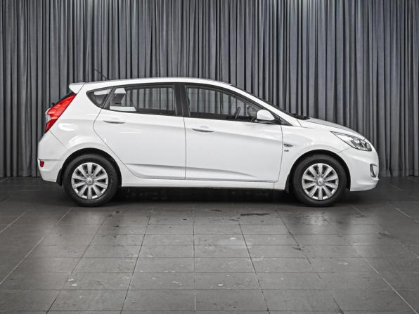 Hyundai Solaris I с пробегом 2013 года, цена 999 000 рублей, 188213 км, хэтчбек, Автокод Объявления