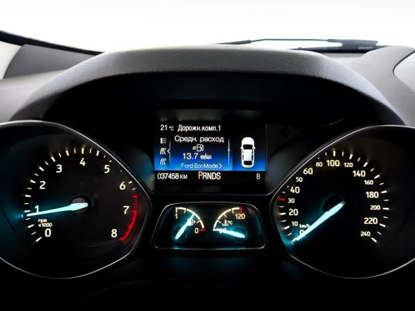 Ford Kuga II Рестайлинг с пробегом 2018 года, цена 1 900 000 рублей, 37451 км, внедорожник, Автокод Объявления