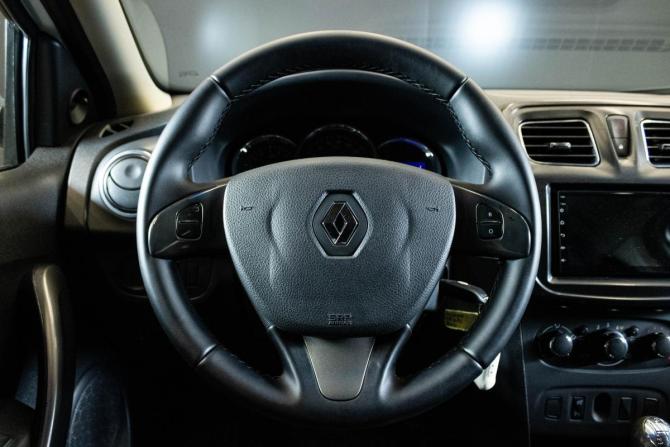 Renault Sandero II с пробегом 2017 года, цена 1 065 000 рублей, 117356 км, хэтчбек, Автокод Объявления
