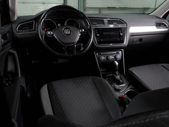 Volkswagen Tiguan II с пробегом 2020 года, цена 3 159 000 рублей, 35807 км, внедорожник, Автокод Объявления