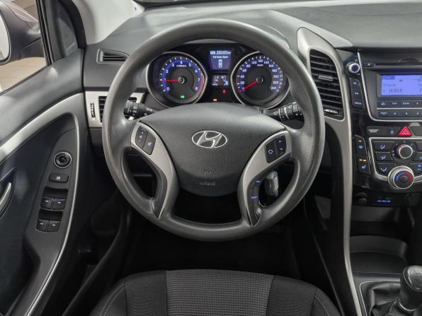 Hyundai i30 II с пробегом 2012 года, цена 816 000 рублей, 202430 км, хэтчбек, Автокод Объявления